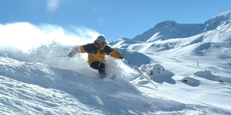 El Colorado Powder Skiing Chile